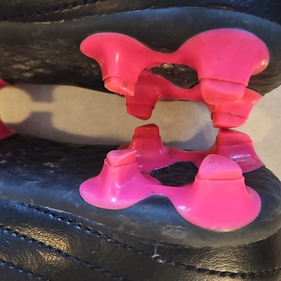 Adidas Soccer Cleats - Picture 8 of 12